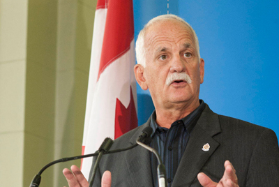 L'honorable Vic Toews, ministre de la Sécurité publique, à annoncé que le gouvernement du Canada a élargi la liste des personnes recherchées par l'ASFC